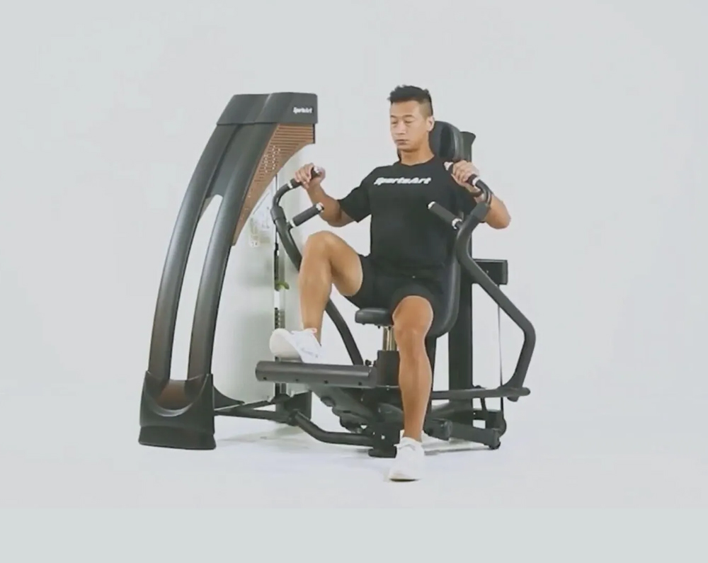 SportsArt N915 Status Independent Chest Press - Image 3